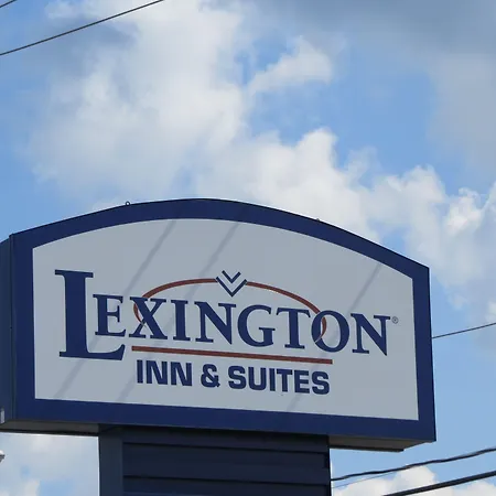 Lexington Inn & Suites-Windsor-3