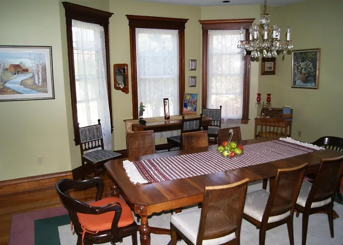 Ye Olde Walkerville Bed & Breakfast